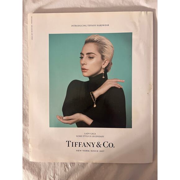 Bazaar Magazine June/July 2017 150Th Anniversary Collector's Edition Gigi Hadid - Picture 3 of 13